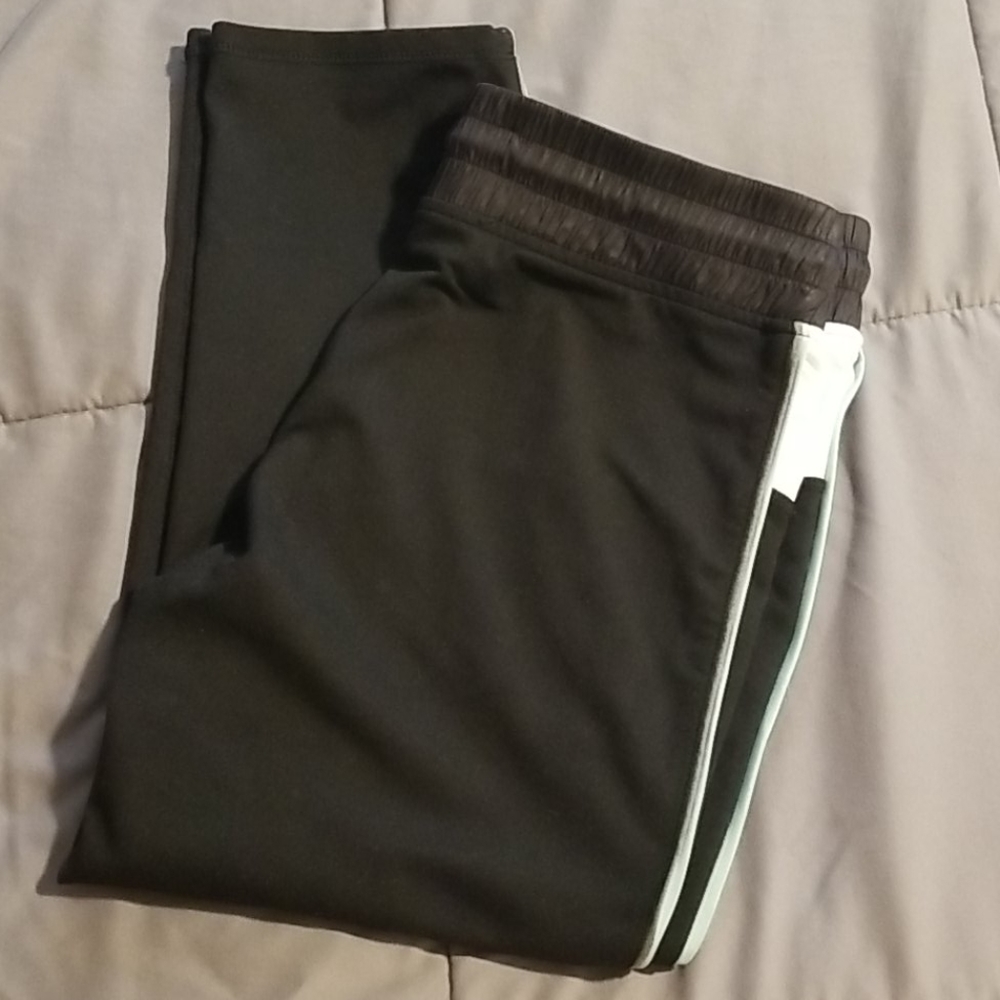 Fabletics Leggings - Picture 2 of 4